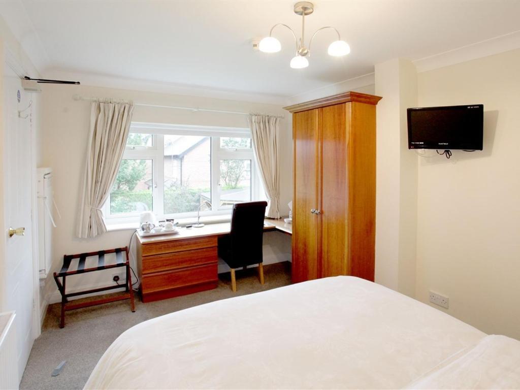 The Hinton Guest House 너츠포드 외부 사진