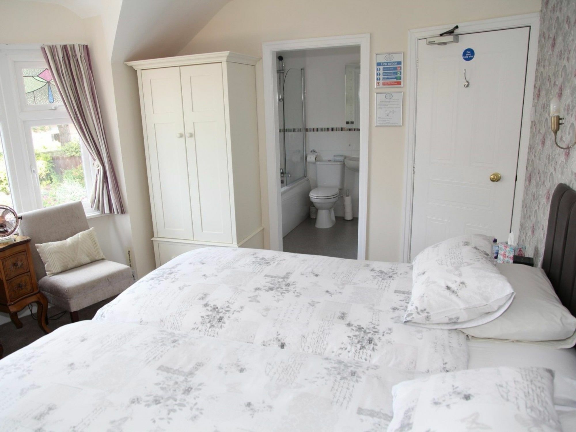 The Hinton Guest House 너츠포드 외부 사진